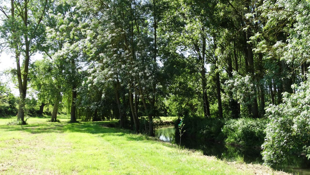 Moulin De Reigner Bed & Breakfast Anche  Exterior photo