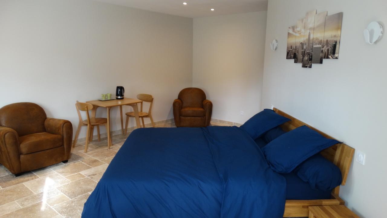 Moulin De Reigner Bed & Breakfast Anche  Exterior photo